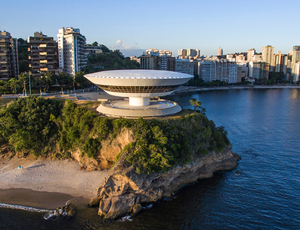 Niterói lamenta o falecimento do jornalista Luiz Antonio Mello