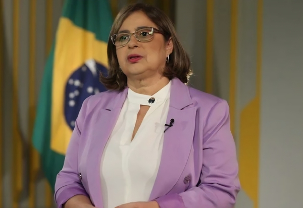 Lula comunica Cida Gonçalves de demissão do Ministério das Mulheres; Márcia Lopes deve assumir