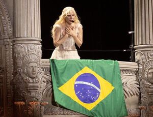  Lady Gaga promove ou não a economia e Bem Estar da Cidade? 