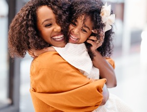 Campanha de Dia das Mães traz representatividade, emoção e prêmios em celebração ao amor materno