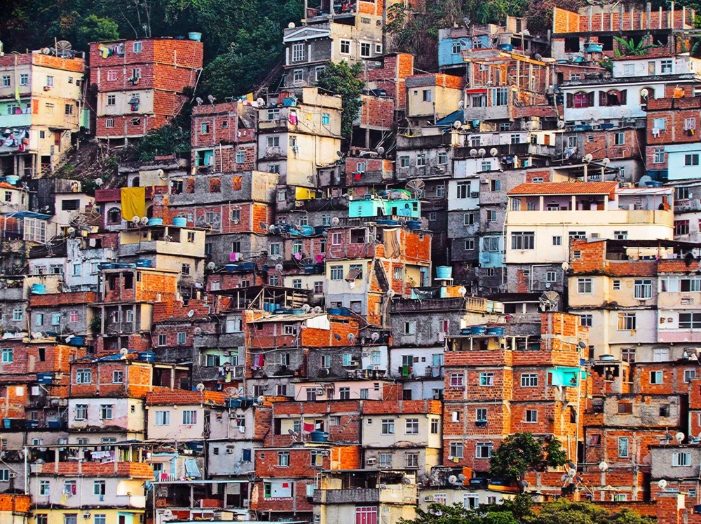 Brasil tem 3 pessoas que ganham quase R$ 1 bilhão por ano e pagam apenas 1,5% de IR