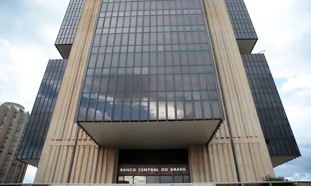 Bancos Centrais do Brasil e da China assinam acordo de troca de moedas