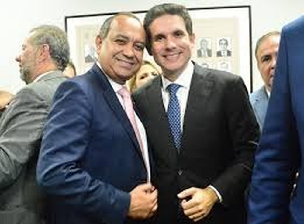 Deputado Max Lemos, o queridinho de Hugo Motta, é convidado a ingressar no Republicanos