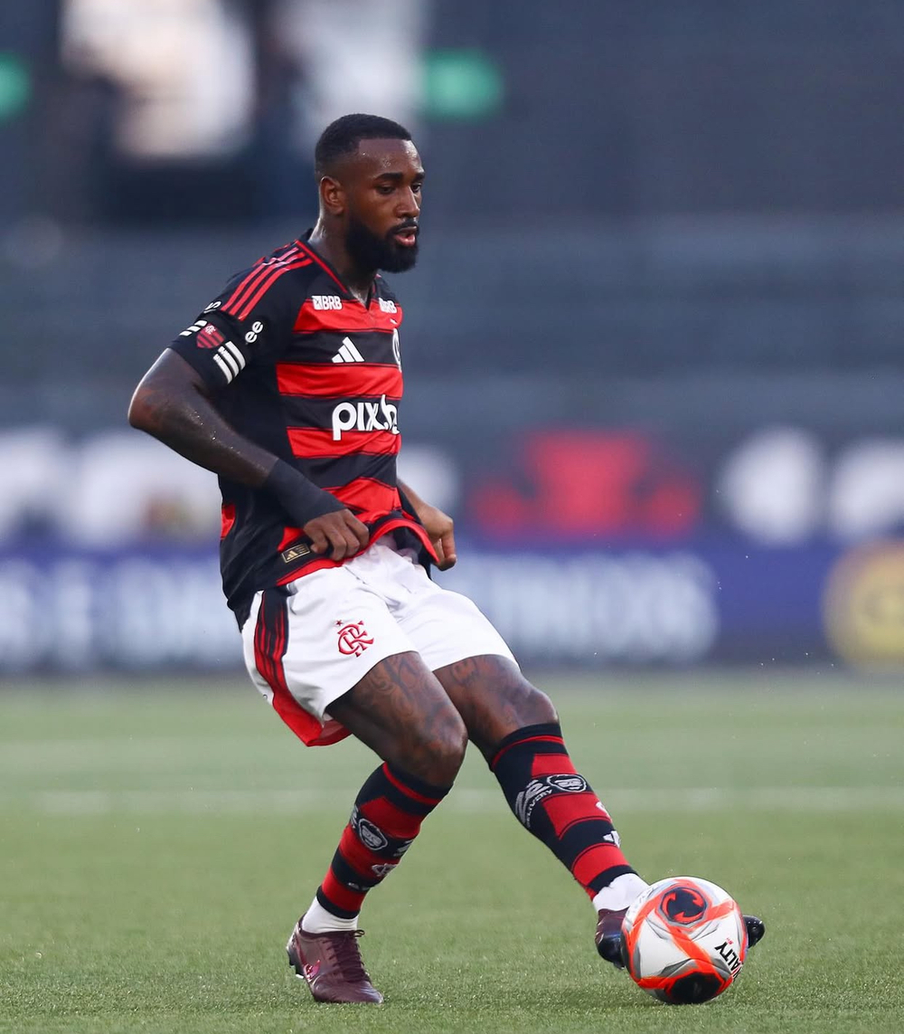 Gerson, do Flamengo, vai receber a Medalha Tiradentes