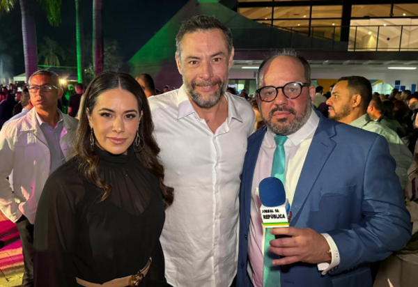 Marcha dos Prefeitos: Deputado Fernando Marangoni promove 'Churrascada' com milhares de autoridades e arrecada 10 toneladas de alimentos em Brasília