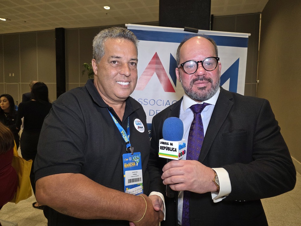 Daniel Reis, o `Rei´ de Piedade dos Gerais: Prefeito pentacampeão revela segredo da longevidade política em entrevista exclusiva