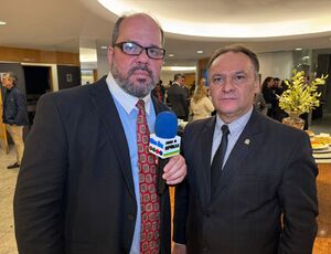 Leonardo Santana Presidente da União Brasileira de Apoio aos Municípios fala sobre a criação da UNIVERSIDADE DA UBAM, para capacitar gestores municipais e ajudar municípios a sair da crise, enfrentando o desequilíbrio federativo