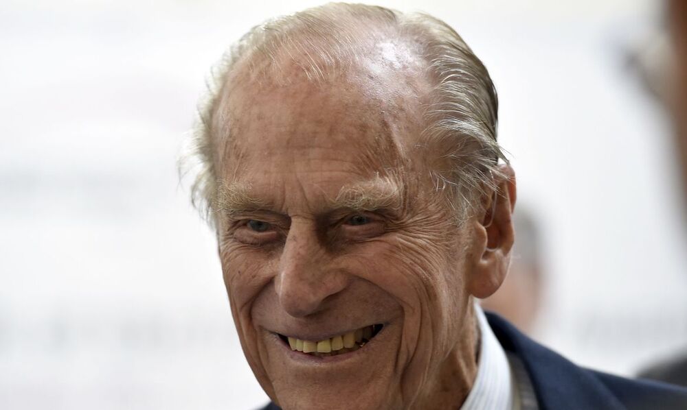 Morre príncipe Philip, marido da rainha Elisabeth, aos 99 anos 