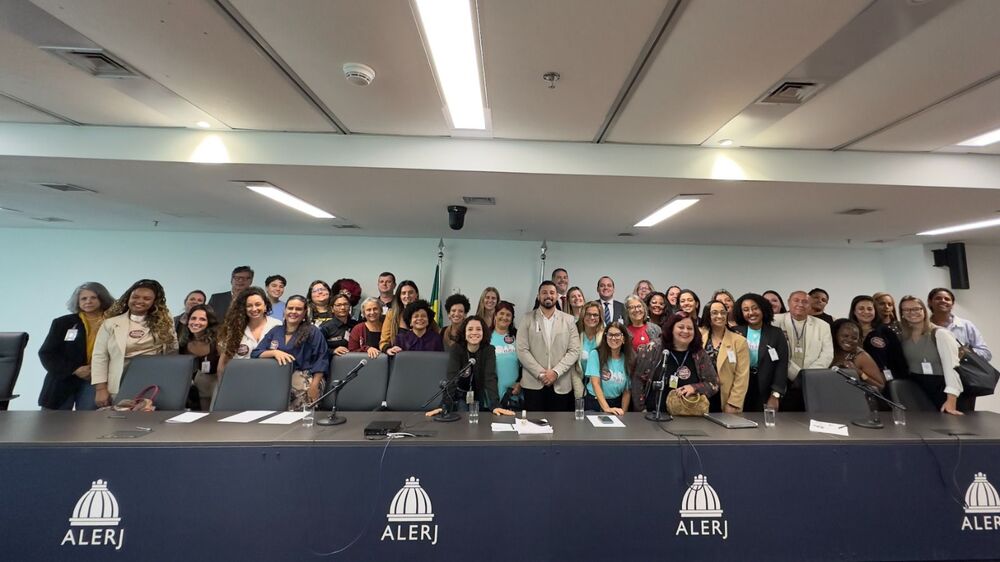 Deputado Estadual Yuri Moura lidera audiência pública na Alerj e cobra instalação da Delegacia da Mulher em Petrópolis