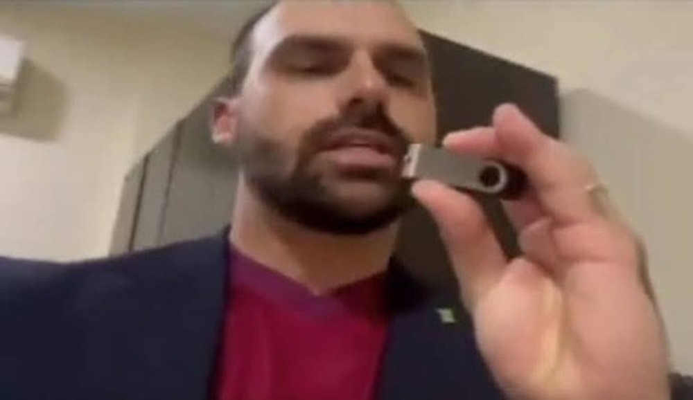 STF abre inquérito para investigar deputado Eduardo Bolsonaro por coação e tentativa de obstrução de Justiça