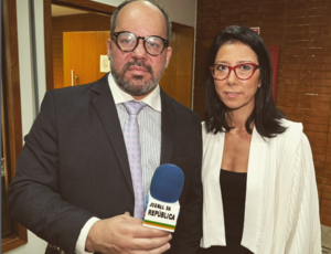 Jurista Janaína Matida destaca importância de congresso em homenagem a Tourinho Filho na UnB