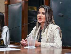 Dra. Mary Rocha recebe homenagem na Câmara Municipal do Rio de Janeiro por suas atividades como Perita Judicial Nacional e Internacional