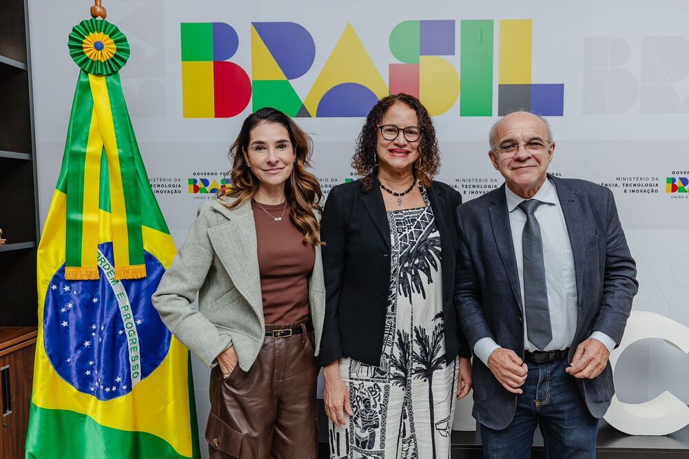 Deputado Eduardo Bandeira de Mello se reúne em Brasília com a Ministra Luciana Santos e a Secretária Juliana Benício para tratar de ciência, tecnologia e inovação