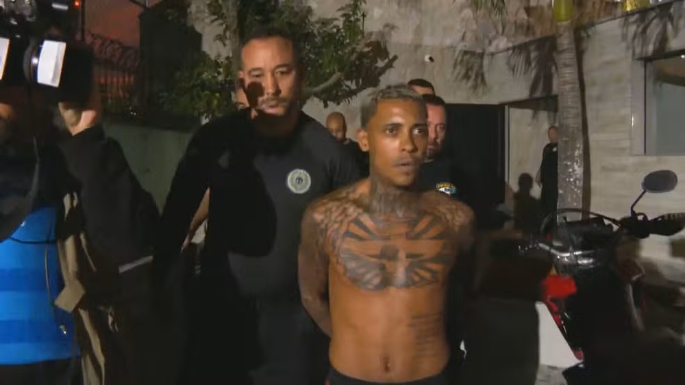 MC Poze do Rodo é preso no Rio por suspeita de ligação com o tráfico e apologia ao crime