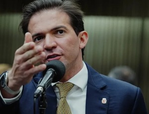 Justiça Eleitoral cassa mandato do vereador de SP Rubinho Nunes por divulgar laudo falso contra Boulos