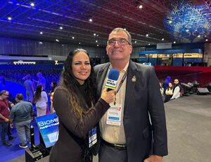 Edgar Garcez Júnior expressa gratidão aos pares em cerimônia que marcou o segundo dia do maior congresso de biomedicina da América Latina, reunindo 6 mil profissionais