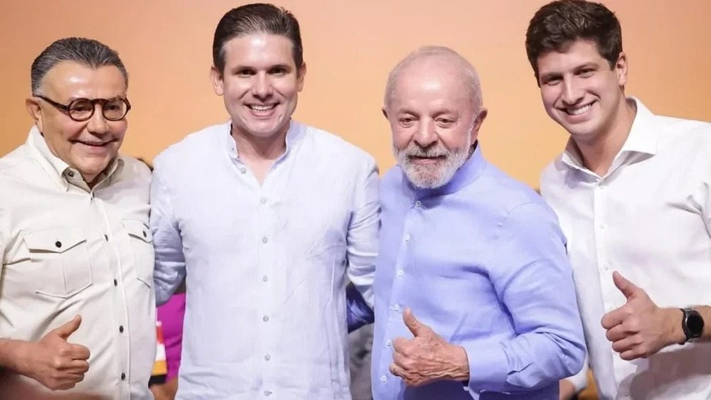João Campos assume PSB, herda comando familiar e mira aliança com Lula em 2026