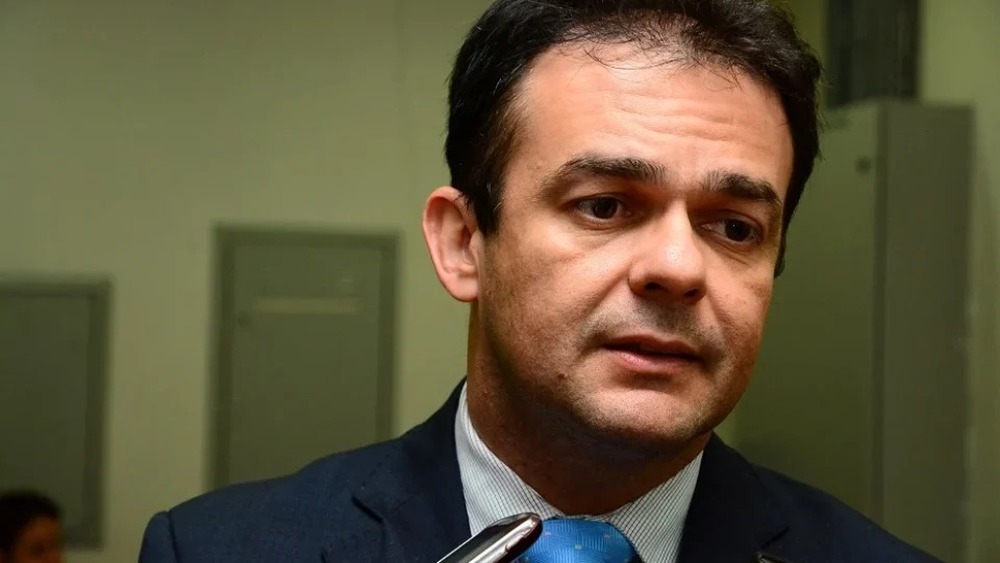 ‘Minha integridade física está ameaçada’, diz advogado brasileiro de Evo, na Bolívia
