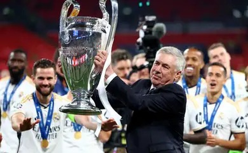 Carlo Ancelotti comanda o primeiro treino da seleção brasileira