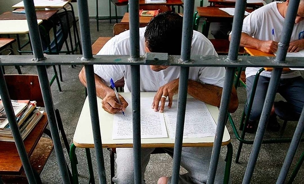 ESPECIAL VI: Estado de Direito se preocupa em punir, não em ressocializar