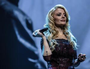 Hello Adele Tribute no Teatro Multiplan