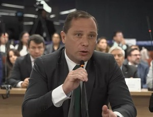 Ao vivo Mauro Cid: Bolsonaro ‘enxugou’ minuta do golpe e manteve futura prisão de Moraes