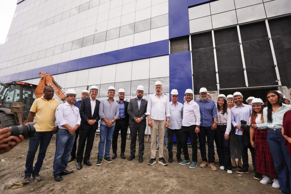 Quando Canella chama, a cúpula responde: os bastidores de uma movimentação que antecipa o jogo eleitoral e transforma Belford Roxo em vitrine e campo de teste para 2026