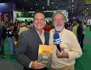 Oscar Muller revela trajetória profissional no livro Rompendo a bolha da escassez e anuncia projeto literário solo para 2026