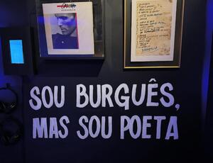 Exposição sobre Cazuza abre no Rio de Janeiro: tudo sobre a mostra com IA, hologramas e  itens originais