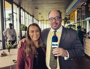 Tia Ju faz história como primeira mulher negra a presidir a Alerj por período prolongado
