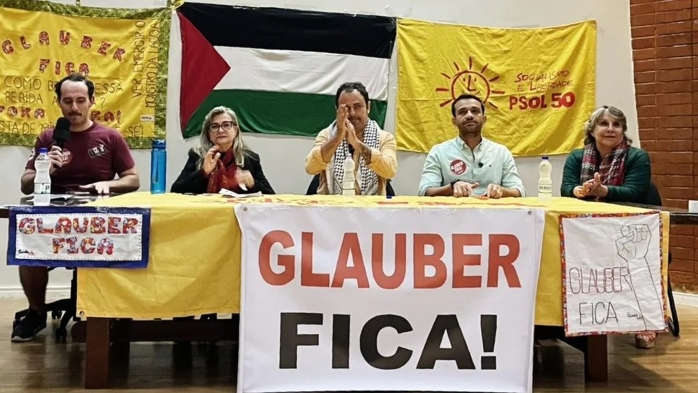 Mobilização por Glauber Braga resiste mesmo com esvaziamento causado por votação do IOF e reúne 200 pessoas na UnB
