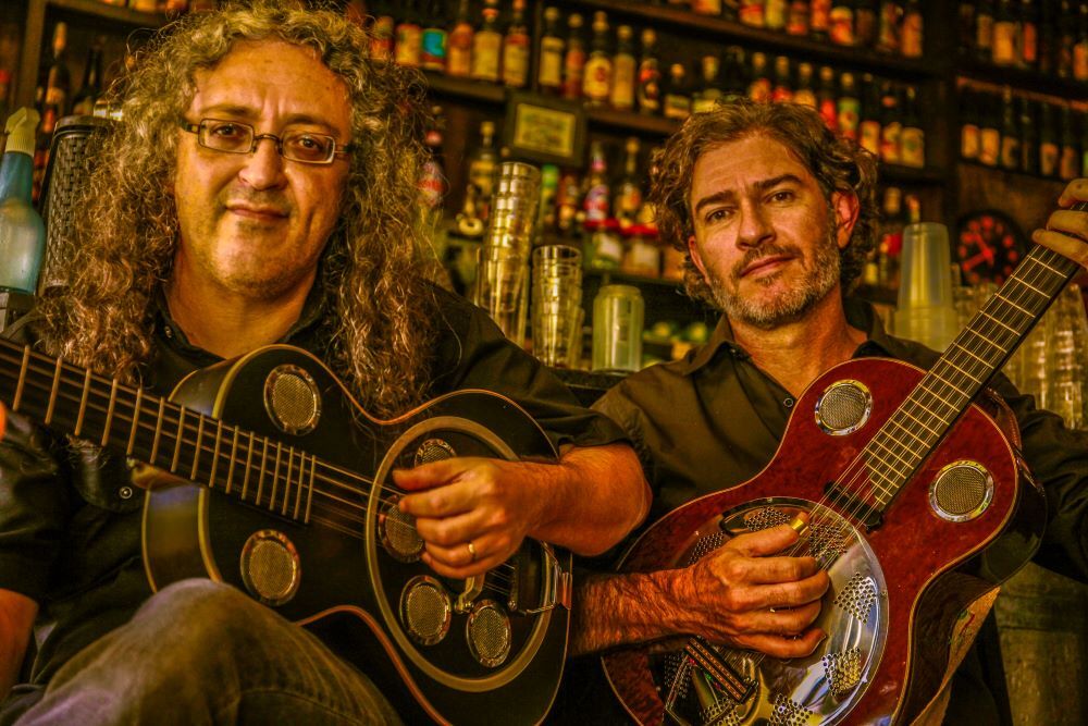 Clássicos do Heavy Metal na Viola Caipira com Ricardo Vignini e Zé Helder no Blue Note SP