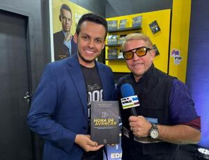 Rogério Vale apresenta na Bienal do Livro 2025 seu novo lançamento e revela como transformou música em literatura