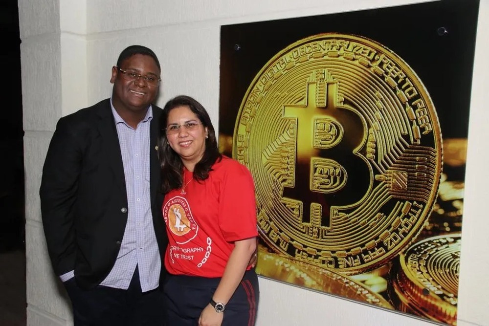 PF prende Mirelis Zerpa, mulher do 'Faraó dos Bitcoins', acusada de fraude bilionária de R$ 38 bilhões