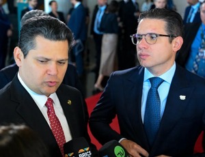 Nas mãos do Centrão: um semestre quase perdido para o governo no Congresso