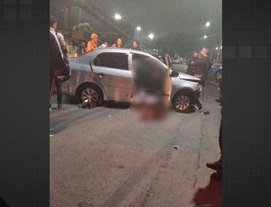 Carro é fuzilado na Avenida Brasil e duas pessoas são mortas