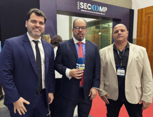 Prefeito Luiz Cláudio e Presidente da Câmara Nilton Santiago reúnem em Mangaratiba maiores especialistas para discutir o futuro das licitações no Brasil