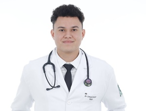 Dr. Leonardo Rodrigues celebra conquista em Medicina e se prepara para iniciar trajetória promissora na área da saúde