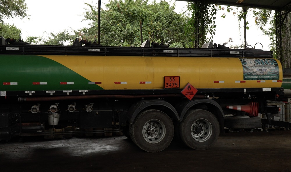Força-tarefa do Governo do Estado desmobiliza esquema de adulteração de gasolina e óleos lubrificantes em Caxias