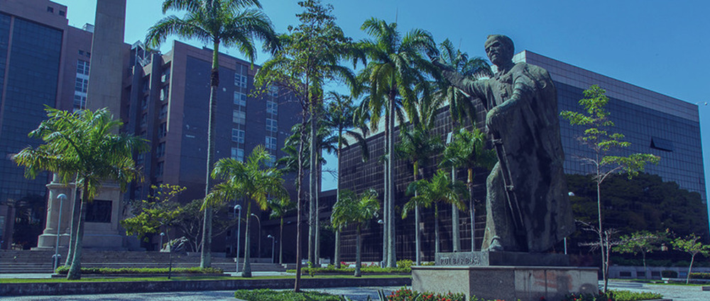 Prefeitura do Rio ignora Mundial de Clubes com Flamengo, Botafogo e Fluminense, mas destina R$ 450 mil para torneio de juízes com verba pública