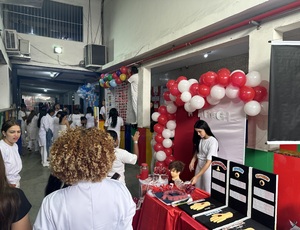 Colégio CEVIW realiza a 28ª Feira de Formação Ocupacional com foco em futuro, oportunidades e qualificação