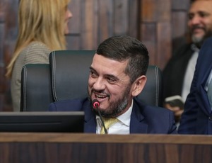 Alerj derruba veto de Castro e isenção de pagamento do Duda em caso de reprovação na CNH passa a valer