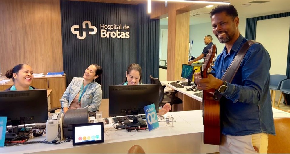 Hospital de Brotas, em Salvador, celebra um ano com Coral da PMBA e ações de musicoterapia itinerante