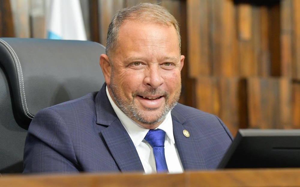 Deputado Guilherme Delaroli assume a presidência da Alerj no período da Cúpula dos BRICS