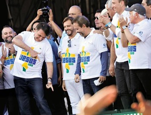 O Efeito Bolsonaro: Pastores Bolsonaristas ganham muito poder, mas fazem pela primeira vez na história do Brasil evangélicos diminuirem de 129% para 6,5% o crescimento das igrejas
