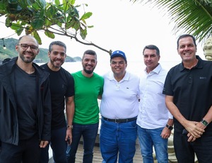 Bacellar e Flávio Bolsonaro se reúnem com aliados e esquentam a política Búzios