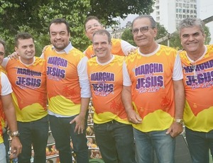 Racha no PL do Rio: Líder do PL Sóstenes Cavalcante, Carlos Jordy e o Senador Portinho apoiam Washington Reis contra Rodrigo Bacellar e família Bolsonaro, expondo divisão interna que ameaça unidade bolsonarista no estado