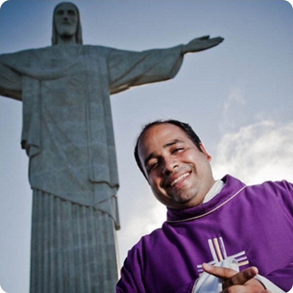 Padre Omar Raposo sofre acidente na Venezuela e é hospitalizado 