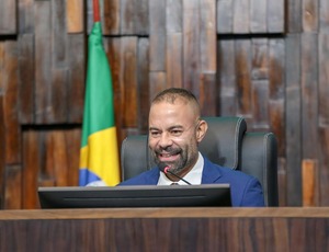 Motoboys e mototaxistas poderão ter isenção de ICMS na compra de novo veículo