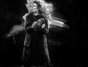 Ana Carolina celebra 25 anos de carreira com EP inédito e turnê especial '25 Anas' no dia 12 de julho no Qualistage
